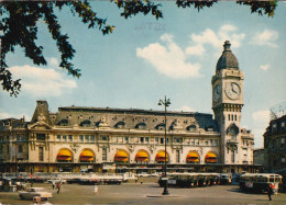 AUTOBUS  GARE DE LYPN PARIS - Bus & Autocars