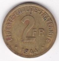 Gouvernement Provisoire 2 Francs 1944 Type Français , En Laiton , Lec# 45 - Argelia