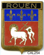 CAL254 - PLAQUE CALANDRE AUTO - ROUEN - Placas Esmaltadas (desde 1961)