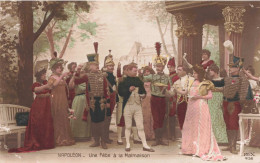 HISTOIRE - Napoléon - Une Fête à La Malmaison - Colorisé -  Carte Postale Ancienne - History