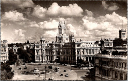 MADRID - Plaza De La Cibeles Y Palacio De Communicaciones - Madrid