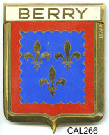 CAL266 - PLAQUE CALANDRE AUTO - BERRY - Plaques émaillées (après 1960)