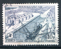 MADAGASCAR- Y&T N°329- Oblitéré - Gebruikt
