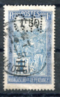 RC 25708 MADAGASCAR N° 152 PERFORÉ " C.N " DU COMPTOIR NATIONAL D'ESCOMPTE DE PARIS - Usados