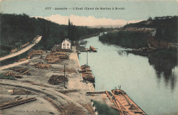 Josselin * L'oust ( Canal De Nantes à Brest ) * Chantier Bois Scierie Péniches Batellerie Péniche Barge Chaland - Josselin