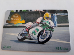 ISLE OF MAN 3 POUND  MANX TELECOM  33 UNITS / MOTOR /JOEY DUNLOP OBE / HONDA/ RACING            CHIP   ** 15107** - Isola Di Man