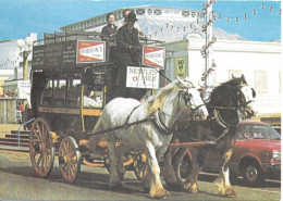 HORSE BUS AT WORTHING PIER, WORTHING, SUSSEX, ENGLAND. UNUSED POSTCARD   Wt6 - Worthing