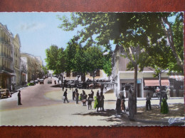 ALGERIE - TIARET - La Rue Cambon. (commerces) CPSM - Tiaret