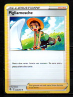 * Pokémon: ALLENATORE Pigliamosche Aiuto 226/264 - ITA 2021 - Autres & Non Classés