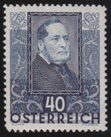 Österreich   .    Y&T    .  402    .   **     .    Postfrisch - Unused Stamps
