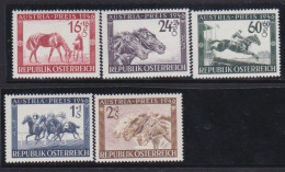 Österreich   .    Y&T    .   648/652      .   **       .    Postfrisch - Unused Stamps