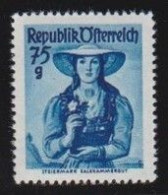 Österreich   .    Y&T    .   749      .   **       .    Postfrisch - Unused Stamps