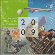 The Netherlands Yearbook 2009 With The Year Collection 2009 * * - Full Years