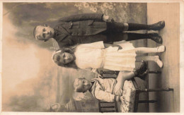 ENFANTS - Portraits - Portrait D'une Fratrie  - Carte Postale Ancienne - Portretten