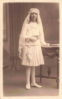 ENFANTS - Portraits - Portrait D'une Fille Communiée - Carte Postale Ancienne - Portraits