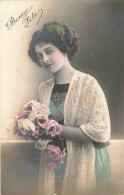 FETE ET VOEUX - Bonne Fête - Bouquet De Fleurs - Jeune Femme - Carte Postale Ancienne - Muttertag