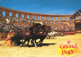 PAYS DE LA LOIRE, LE GRAND PARC, PUY DE FOU, HISTORICAL THEME PARK, CARRIAGE, FRANCE - Pays De La Loire