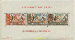 42929 MNH LAOS 1967 10 ANIVERSARIO DE LA CRUZ ROJA NACIONAL - Laos