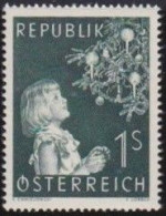 Österreich   .    Y&T    .   827      .   **       .    Postfrisch - Unused Stamps
