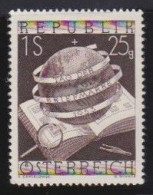 Österreich   .    Y&T    .   828      .   **       .    Postfrisch - Unused Stamps