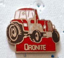 Pin's Tracteur Agricole Oronite Signé Tosca - Transports