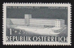 Österreich   .    Y&T    .   875      .   **       .    Postfrisch - Unused Stamps