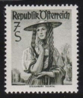 Österreich   .    Y&T    .   900-A      .   **       .    Postfrisch - Unused Stamps