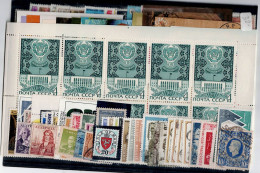 LOT OF 224 STAMPS MINT+USED+ 16 BLOCKS MI- 90 EURO VF!! - Collections (sans Albums)