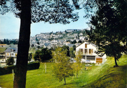 48 - Saint Alban Sur Limagnole - Vue Aérienne De La Ville Et En Premier Plan, Annexe De "l'Hôtel Du Centre" - Saint Alban Sur Limagnole