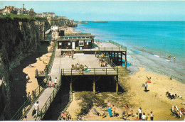 WALPOLE BAY, CLIFTONVILLE, MARGATE, KENT, ENGLAND. UNUSED POSTCARD   Wt7 - Margate