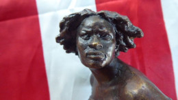 PETIT BUSTE BRONZE POURQUOI NAITRE ESCLAVE D APRES JEAN BAPTISTE CARPEAUX - Bronzes