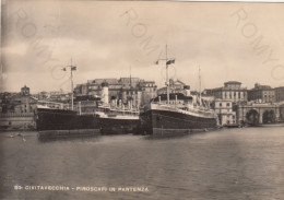 CARTOLINA  CIVITAVECCHIA,LAZIO-PIROSCAFI IN PARTENZA-SPIAGGIA,MARE,VACANZA,BARCHE A VELA,BELLA ITALIA,VIAGGIATA 1950 - Civitavecchia