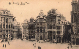 BELGIQUE - Bruxelles - Grand'Place - Côté Sud Ouest - Animé - Carte Postale Ancienne - Plazas