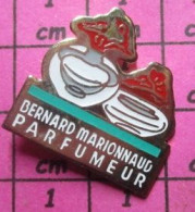 516C Pin's Pins / Rare Et De Belle Qualité / PARFUMS : BERNARD MARIONNAUD PARFUMEUR - Parfums