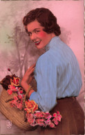 FANTAISIE - Femme -  Jeune Femme Avec Un Panier De Fleurs - Colorisé -  Carte Postale Ancienne - Femmes