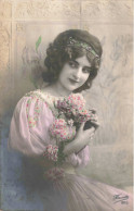 FANTAISIE - Femme - Portrait D'une Femme -  Carte Postale Ancienne - Frauen