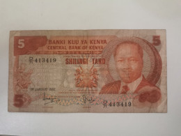 Kenya, 5 Shilingi 1982 - Kenya