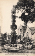 Loguivy Les Lannion * La Fontaine Renaissance Monumentale En Granit * Cimetière - Andere & Zonder Classificatie