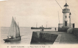 St Nazaire * Le Phare Nord Et La Rade * Lighthouse - Saint Nazaire