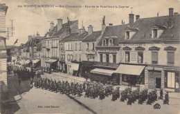 FRANCE - 28 - Nogent Le Rotrou - Rue Charonnerie - Rentrée Du Bataillon à La Caserne - Carte Postale Ancienne - Nogent Le Rotrou