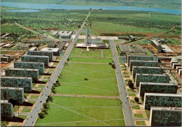 5-9-2023 (4 T 18)  Brazil -  Brazilia Ministries Esplanade - Brasilia