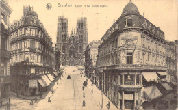 BELGIQUE - Bruxelles - Eglise Et Rue Saint-Gudule - Carte Postale Ancienne - Monumenten, Gebouwen