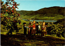 Austria Gruss Aus Wachau Danautal Children In Traditional Dress - Wachau