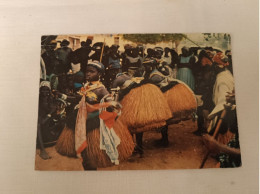 VINTAGE POSTCARD PORTUGUESE GUINEA - DANÇA DE DEFUNTOS EM BIJAGOS UNUSED - Guinea Bissau