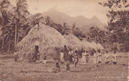 2455/ A Mountain Village Fiji, Mensen - Fidji