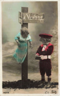 Enfants - Carte Humoristique -  Deux Enfants Déguisés - A Vendre - Carte Postale Ancienne - Humorvolle Karten