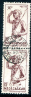 MADAGASCAR- Y&T N°303- Oblitéré En Paire - Used Stamps
