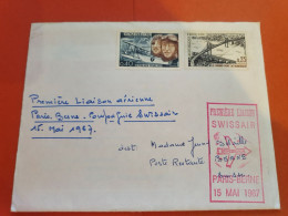 Cachet Du 1er Vol Suissair Paris/Berne Sur Enveloppe En 1967 - Réf 2122 - 1960-.... Briefe & Dokumente