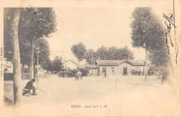 CPA 42 FEURS / GARE DU P.L.M. - Feurs