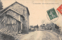 CPA 42 LA MADELEINE / CAFE ET ROCHER DE ROCHEFORT - Andere & Zonder Classificatie